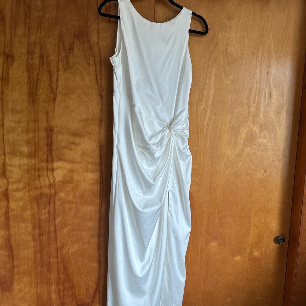 Abercrombie & Fitch White Sleeveless Dress